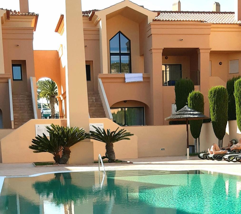 Dina Luxury 2 Bedroom Apartment Luz Esterno foto